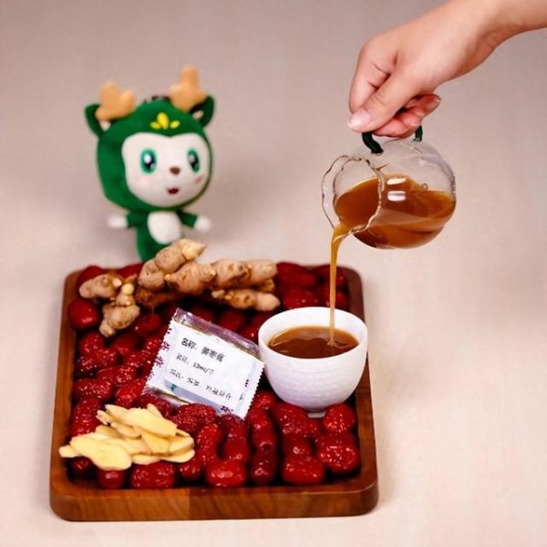 万盈配资 夏至祛寒湿，北京中医医院开出可以吃的“三伏贴”